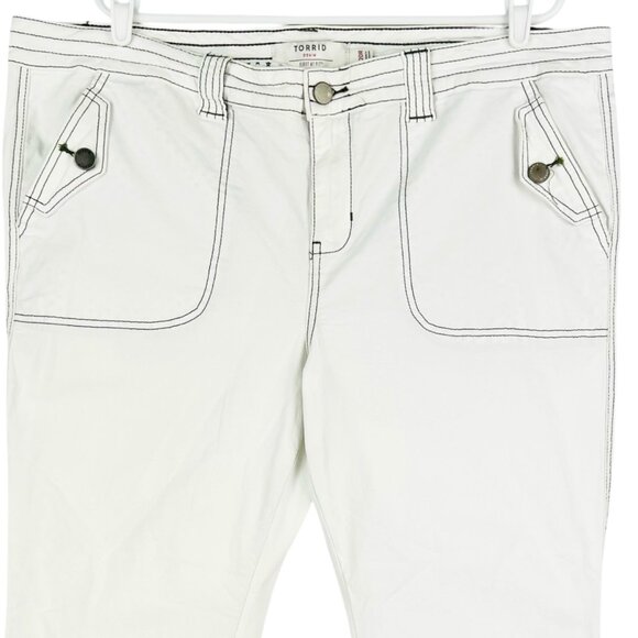 Torrid Denim Women Chalk White Pants Plus Size 20R Contrast Stitch Stretch NWOT - Picture 3 of 10